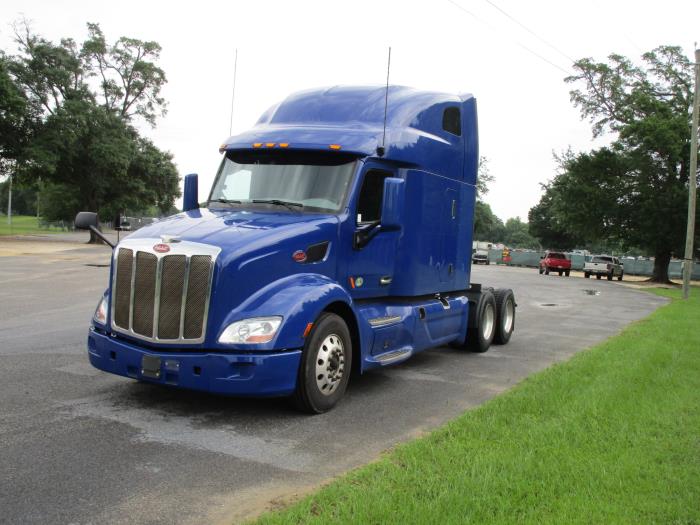 2022 Peterbilt 579-1
