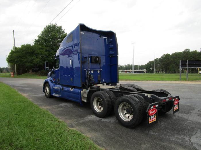2022 Peterbilt 579-6