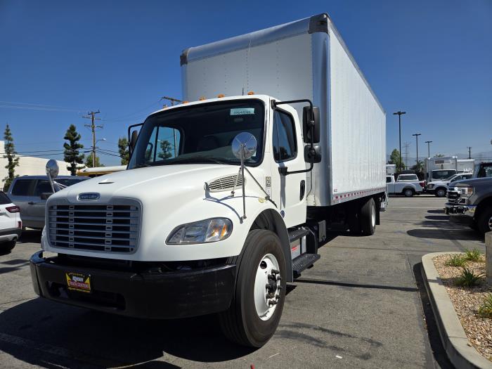 2019 Freightliner Business Class M2 106-6
