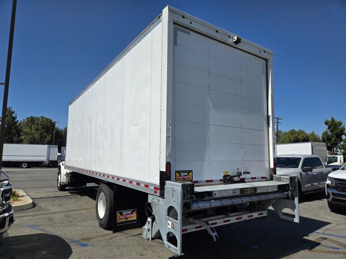 2019 Freightliner Business Class M2 106-13