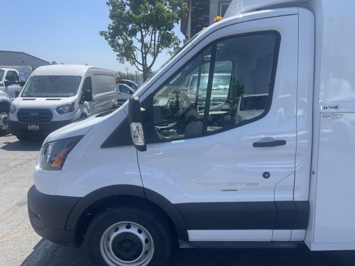2024 Ford Transit-350-23