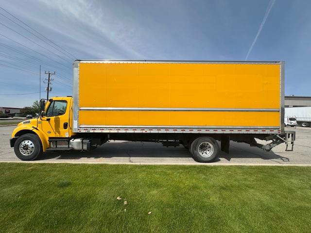 2020 Freightliner Business Class M2 106-2