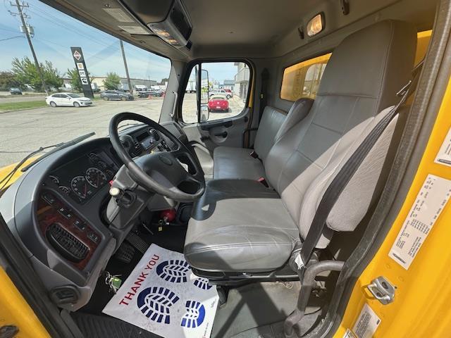 2020 Freightliner Business Class M2 106-18