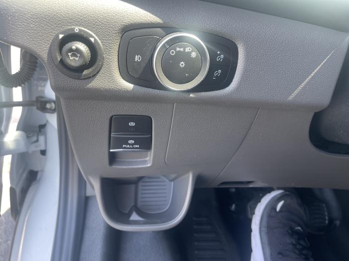 2024 Ford Transit-350-34