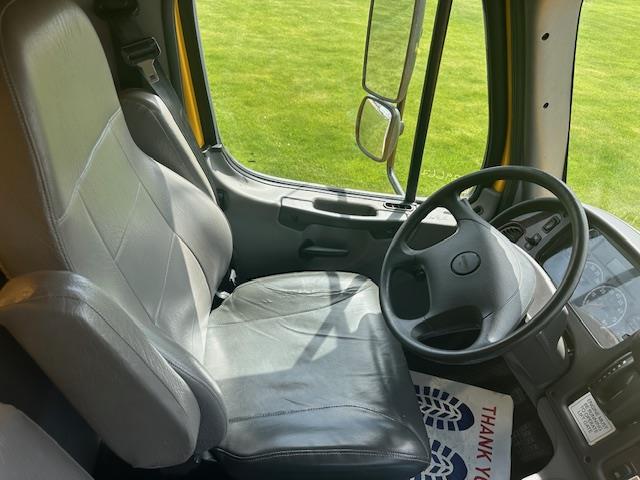 2020 Freightliner Business Class M2 106-23