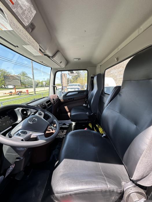 2024 Hino XL8-9