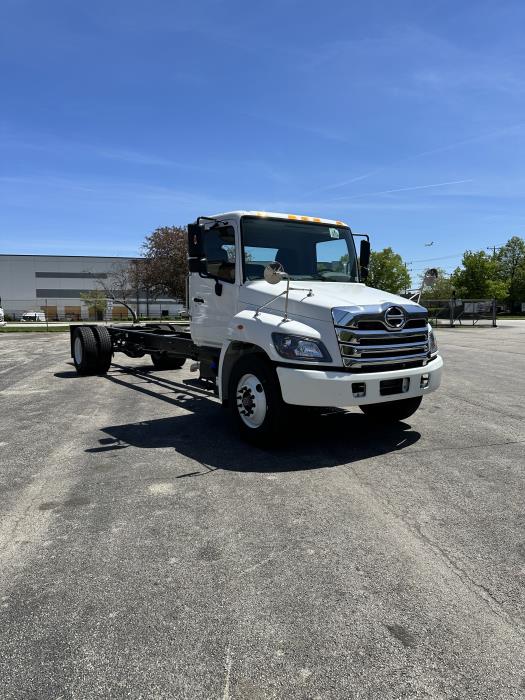 2025 Hino L6-8