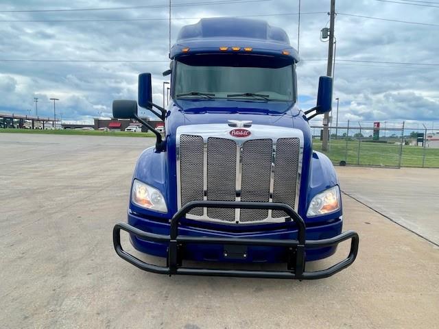 2022 Peterbilt 579-7