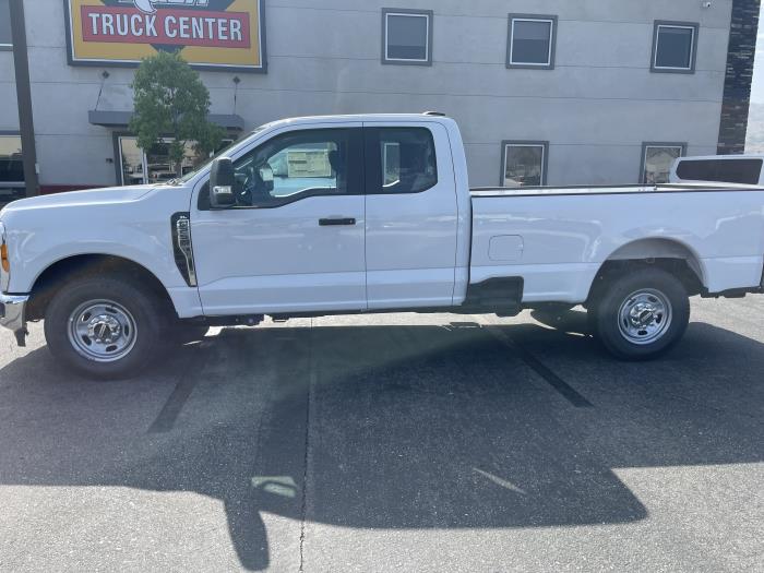 2025 Ford F-250-2