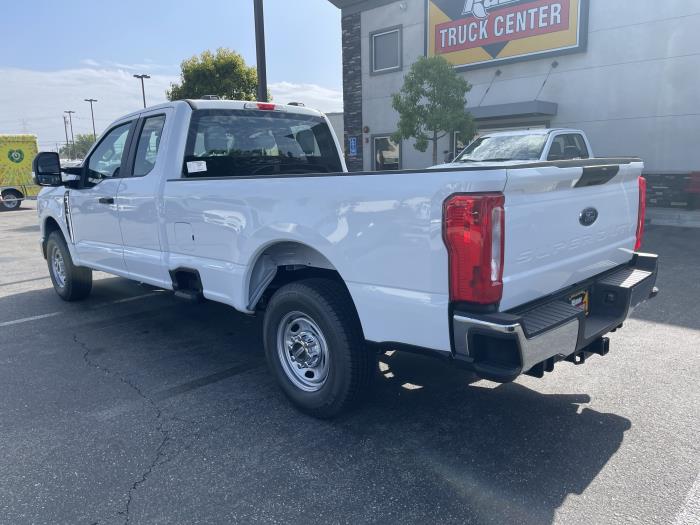 2025 Ford F-250-3