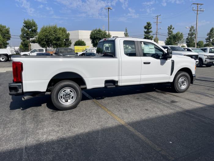 2025 Ford F-250-7