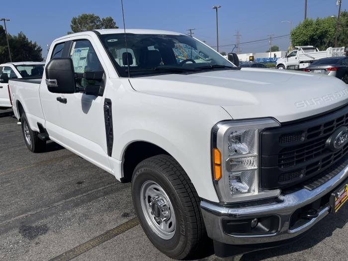 2025 Ford F-250-8
