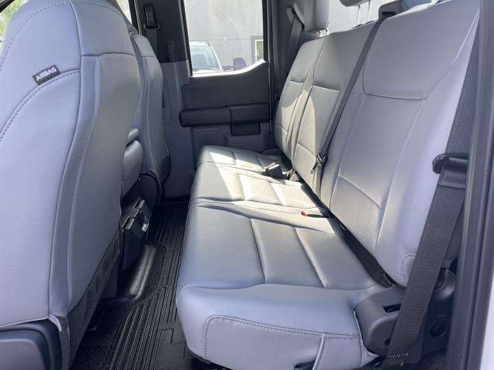 2025 Ford F-250-11