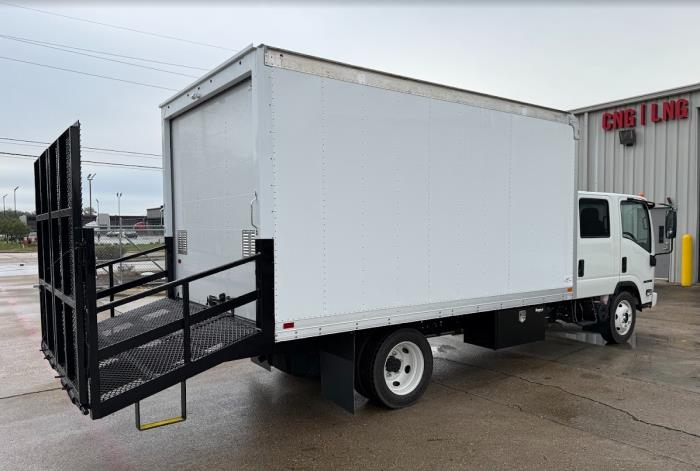 2025 Isuzu NPR-HD-8