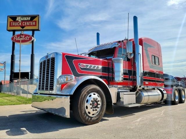2022 Peterbilt 389-1