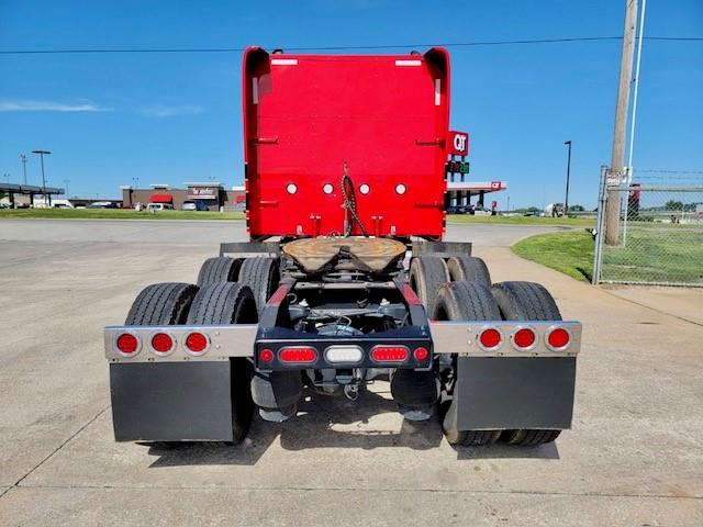 2022 Peterbilt 389-11