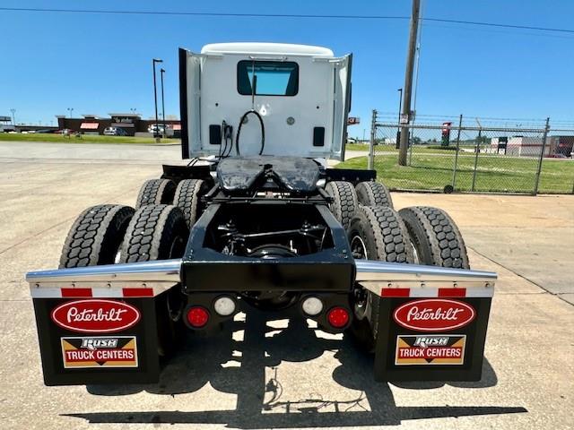 2021 Peterbilt 579-10