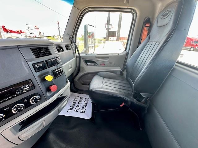 2021 Peterbilt 579-13