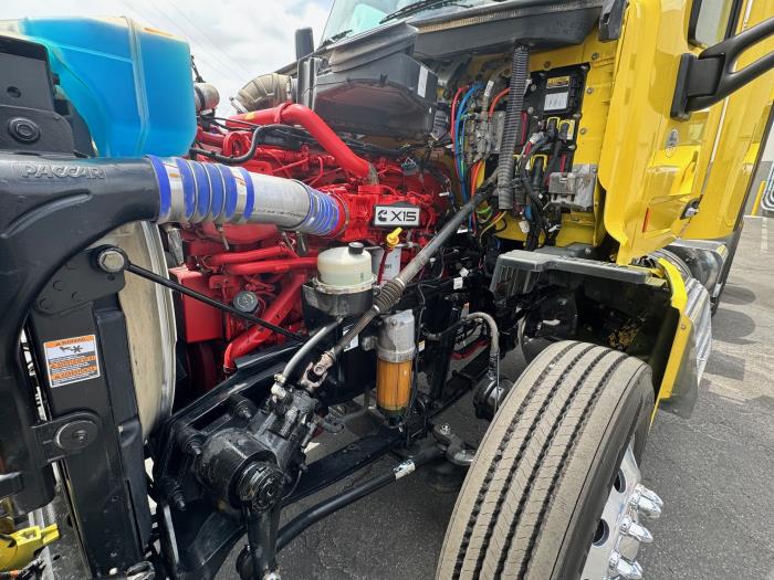2021 Peterbilt 579-10