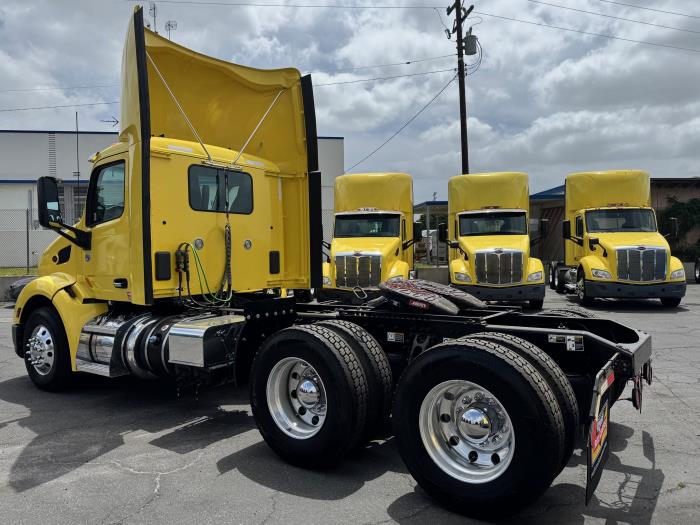 2021 Peterbilt 579-7