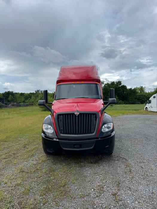 2022 International LT625-2