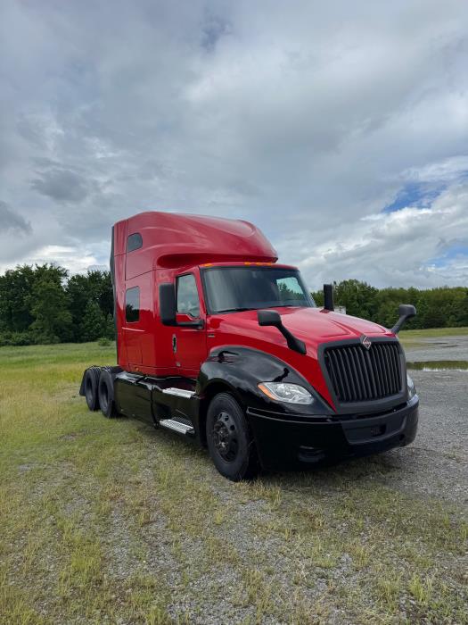 2022 International LT625-3