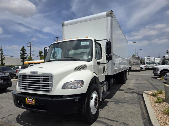 2020 Freightliner Business Class M2 106-6