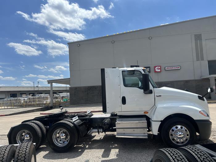 2020 International LT625-6