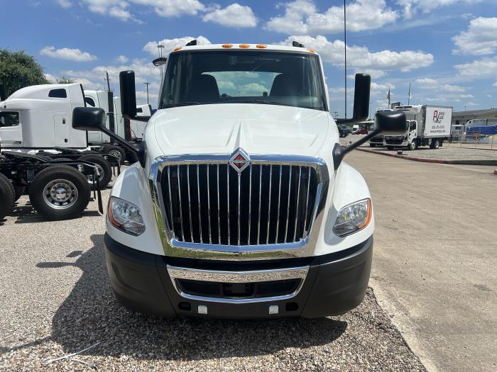 2020 International LT625-8