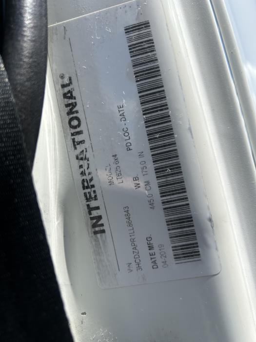 2020 International LT625-26
