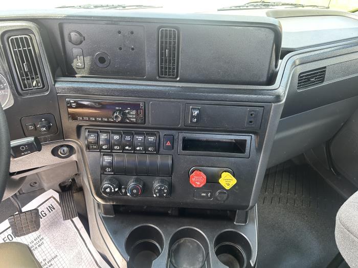 2020 International LT625-29