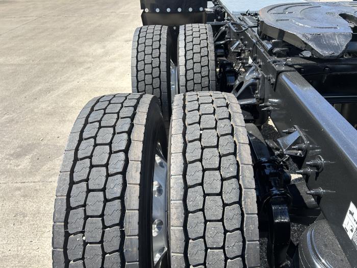2020 Peterbilt 579-12