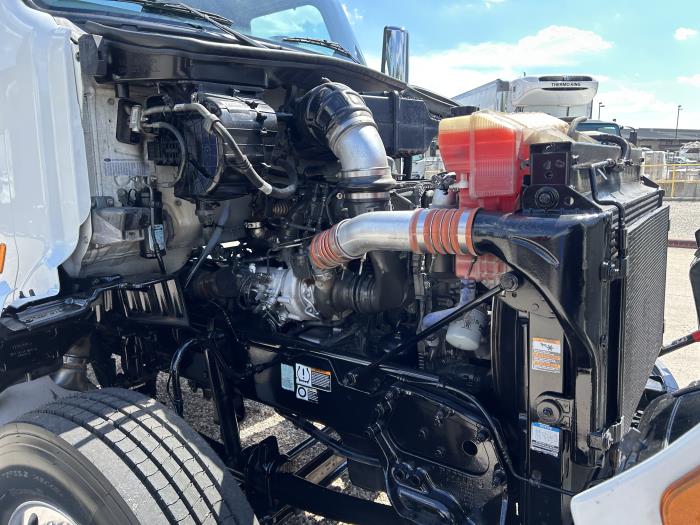 2020 Peterbilt 579-18
