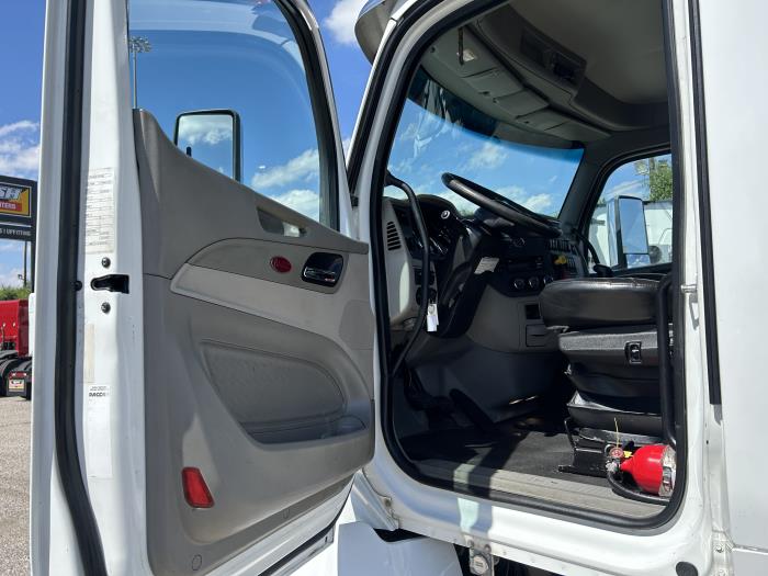 2020 Peterbilt 579-23