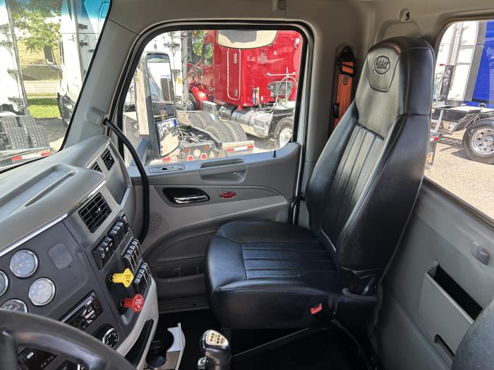 2020 Peterbilt 579-24