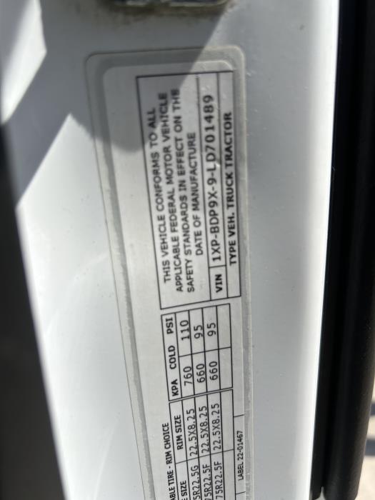 2020 Peterbilt 579-26