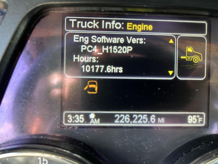 2020 Peterbilt 579-31