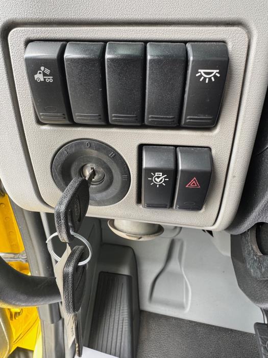 2021 Peterbilt 579-13