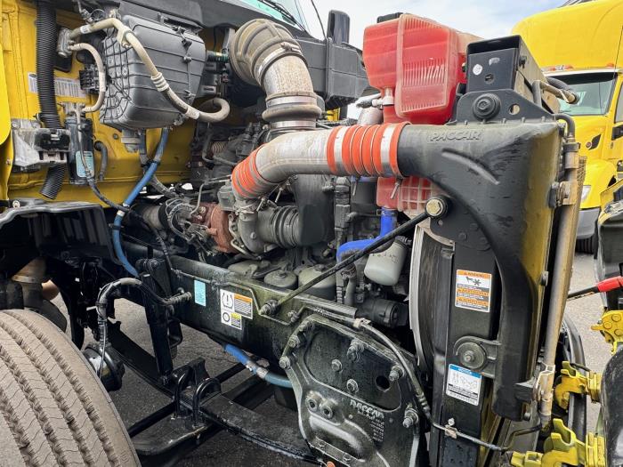 2021 Peterbilt 579-10