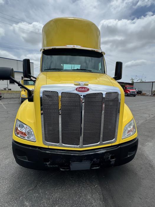 2021 Peterbilt 579-2