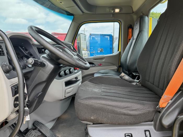 2021 Peterbilt 579-11