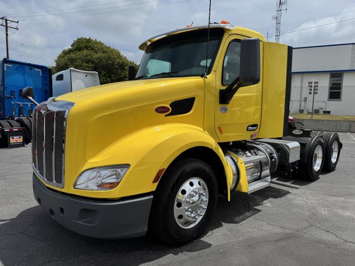 2021 Peterbilt 579-1