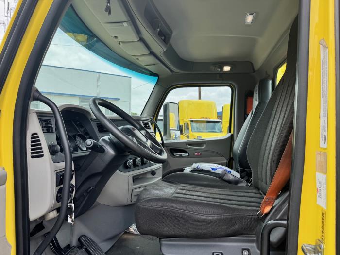 2021 Peterbilt 579-12