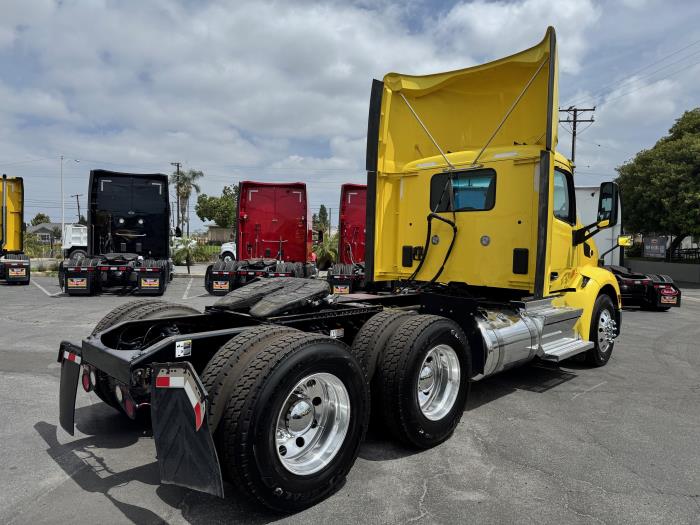 2021 Peterbilt 579-6