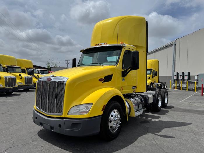 2021 Peterbilt 579-1