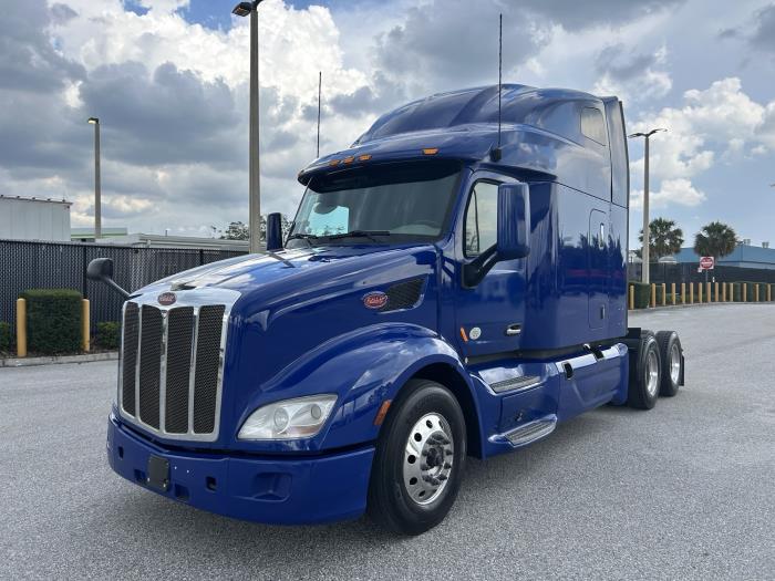 2022 Peterbilt 579-1