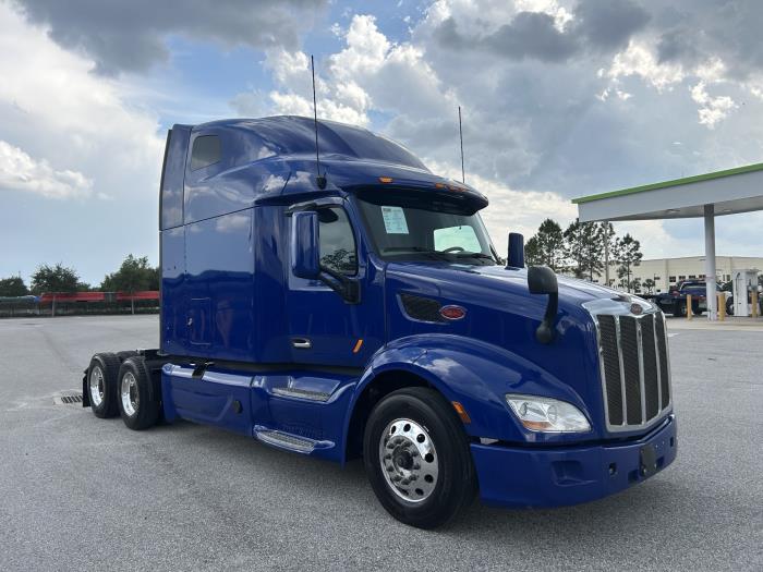 2022 Peterbilt 579-7