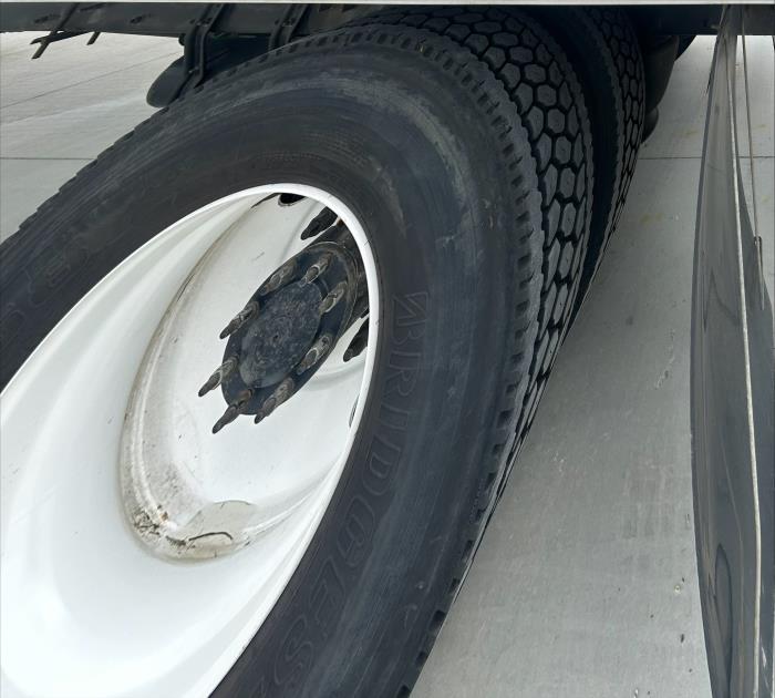 2019 Freightliner Business Class M2 106-7