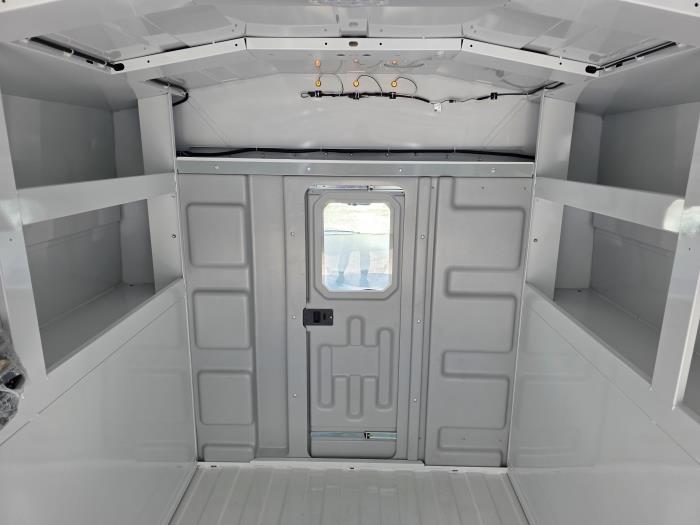 2025 Ford E-350-9