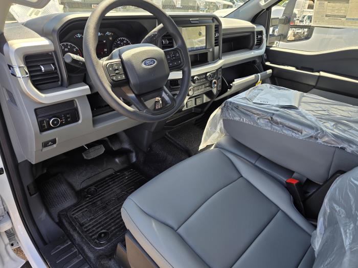 2025 Ford F-250-9